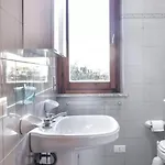 M253 - Marcelli, Trilocale Con Terrazzo A 100mt Dal Mare *