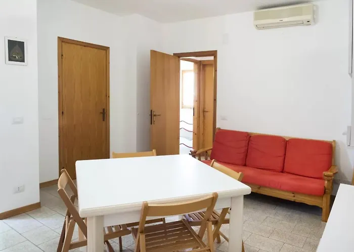 M253 - Marcelli, Trilocale Con Terrazzo A 100mt Dal Mare * Marcelli